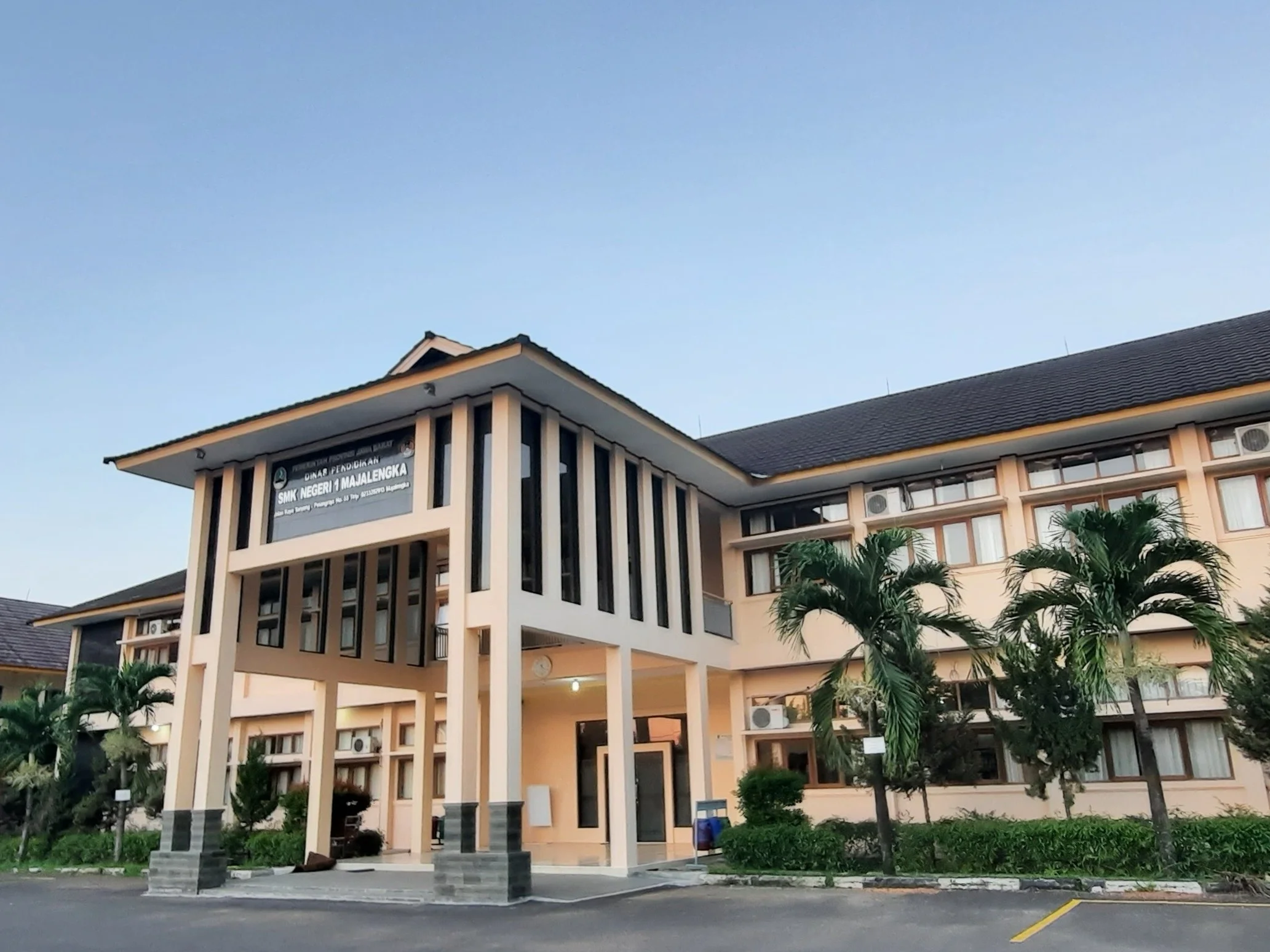 Gedung Sekolah