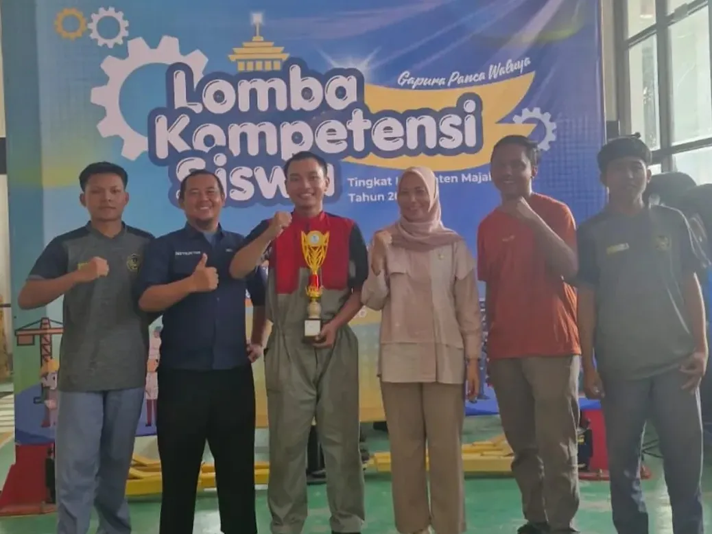 TKR SMKN 1 Majalengka Juara 2 LKS Tingkat Kabupaten Bidang Automobile Technology