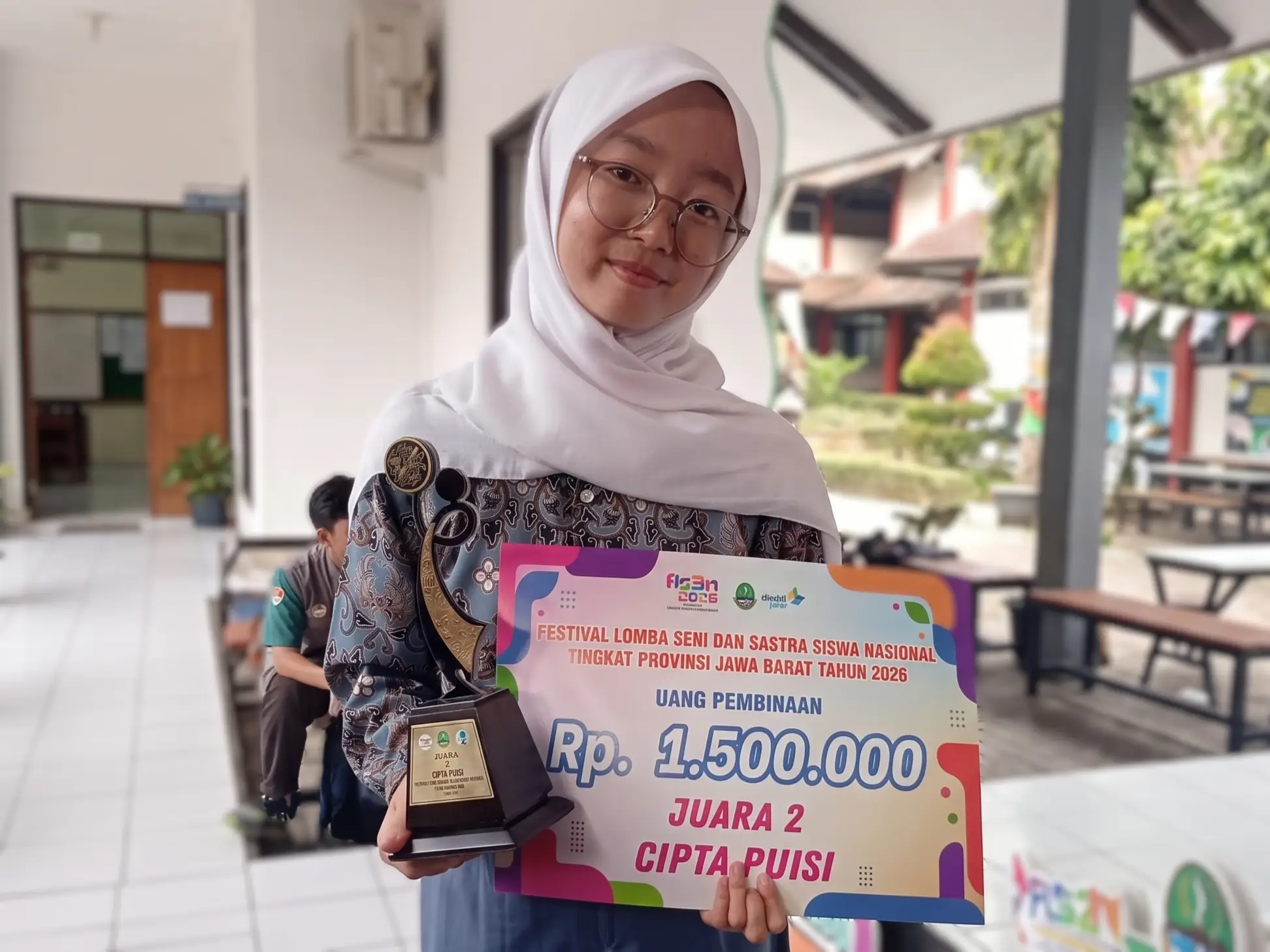SMKN 1 Majalengka Raih Juara II Cipta Puisi FLS3N Tingkat Provinsi Jawa Barat 2026